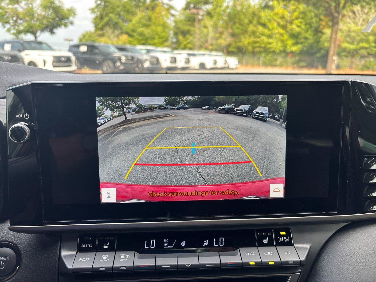 Used 2025 Toyota Camry XSE FWD image 25