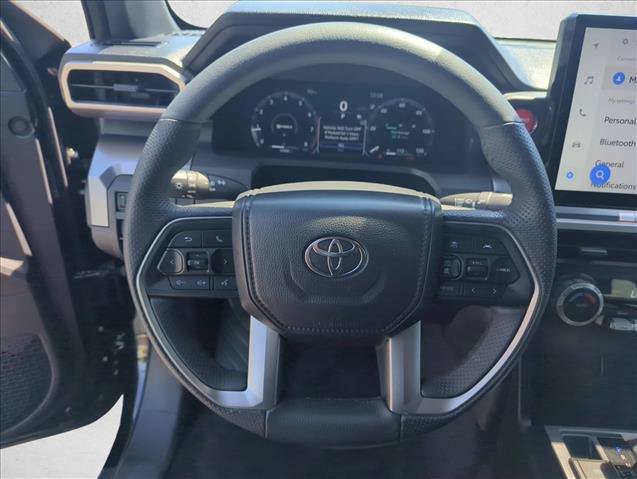 Certified 2025 Toyota Tacoma TRD Off-Road AWD/4WD image 14