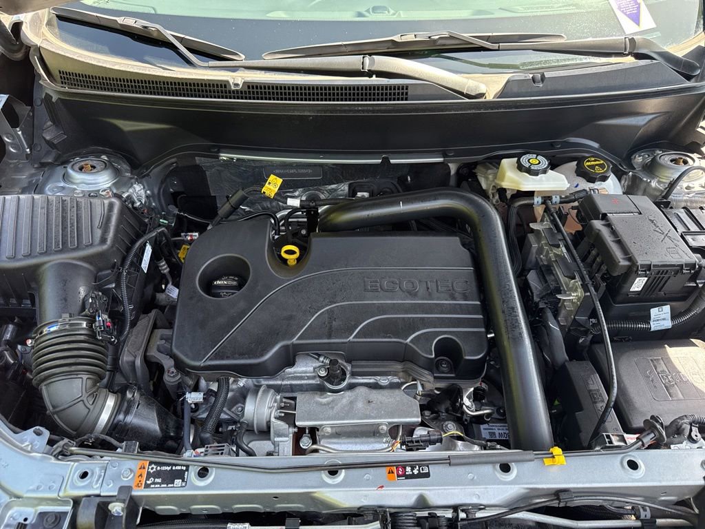 Used 2024 Chevrolet Equinox LS w/ LS Convenience Package FWD image 12