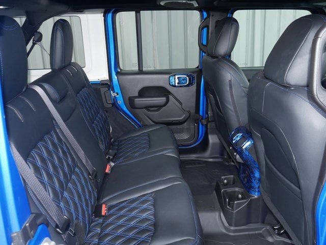 New 2025 Jeep Wrangler Unlimited Sport image 27