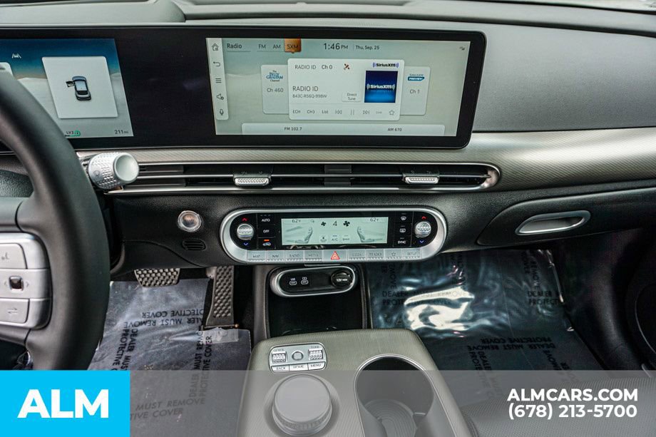 Used 2025 Genesis GV60 RWD image 41