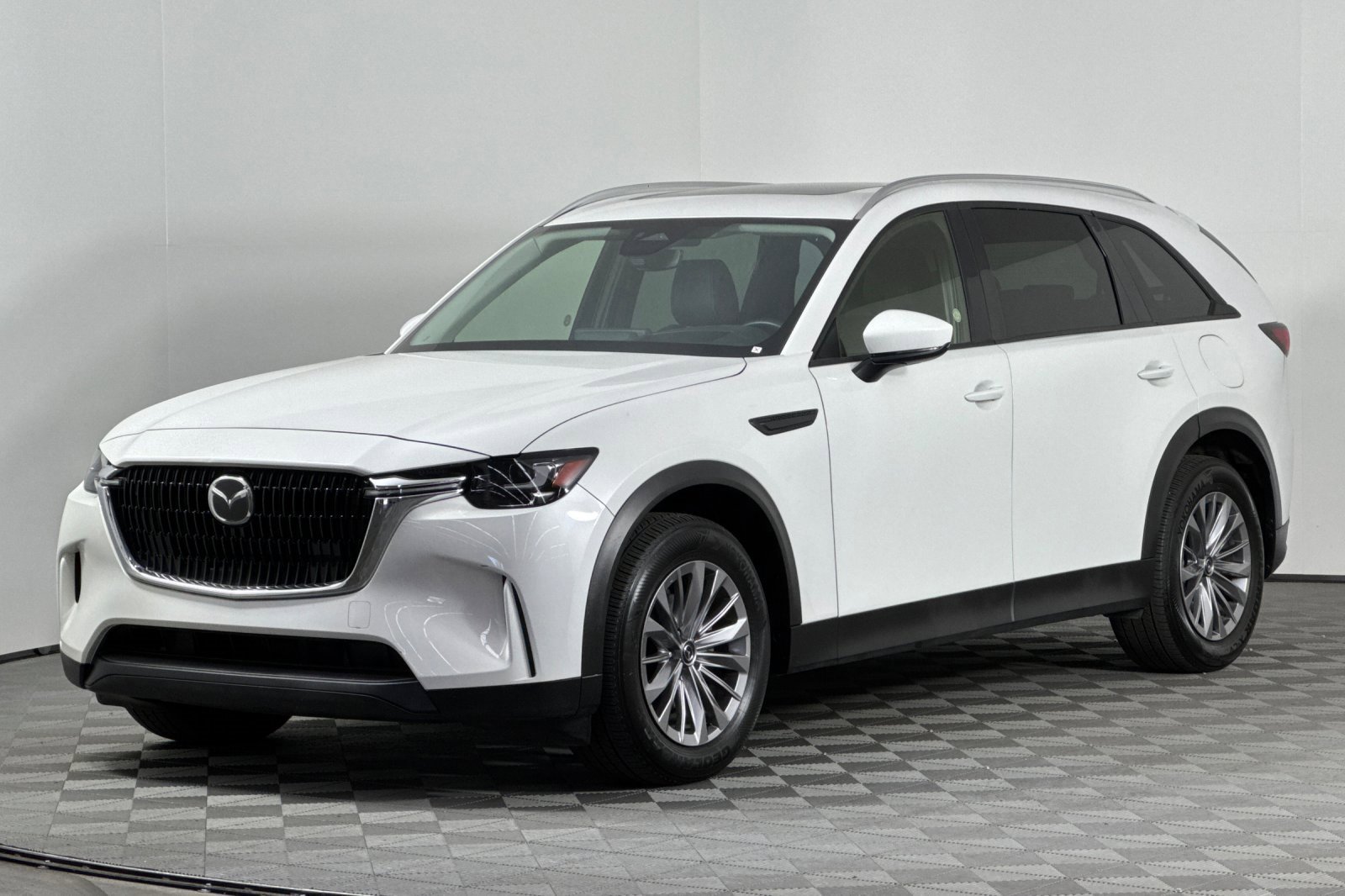 Used 2024 MAZDA CX-90 3.3 Turbo w/ Preferred Plus image 8