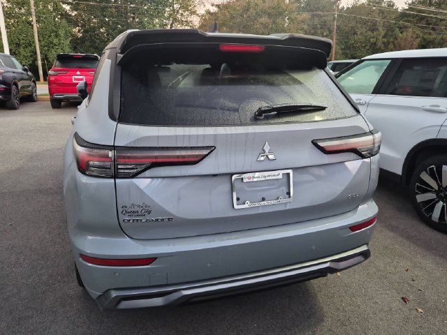 New 2026 Mitsubishi Outlander SEL FWD image 4