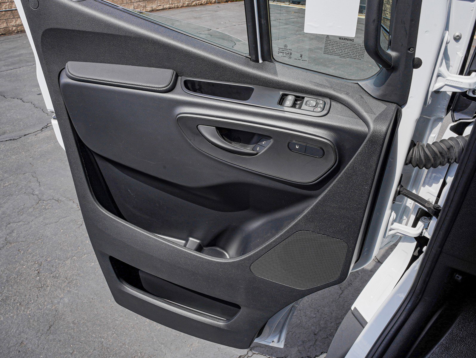 Used 2026 Mercedes-Benz Sprinter 2500 image 23