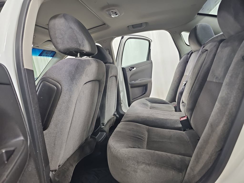 Used 2015 Chevrolet Impala LT w/ LT Sunroof Package image 17