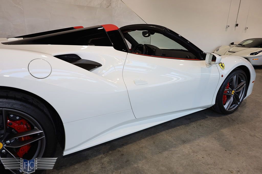 Used 2019 Ferrari 488 Spider image 12