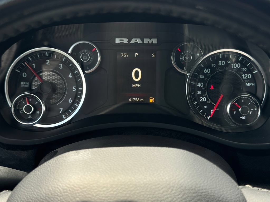 Used 2024 RAM 2500 Big Horn AWD/4WD image 20