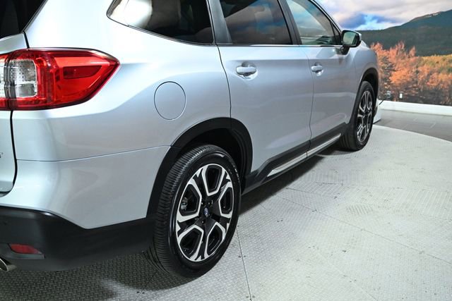 Certified 2023 Subaru Ascent Limited image 9
