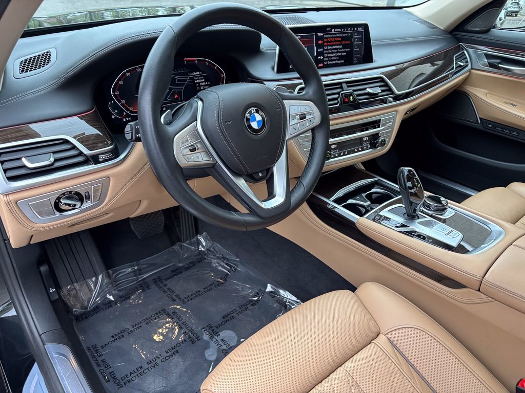 Certified 2022 BMW 750i xDrive w/ Executive Package image 20