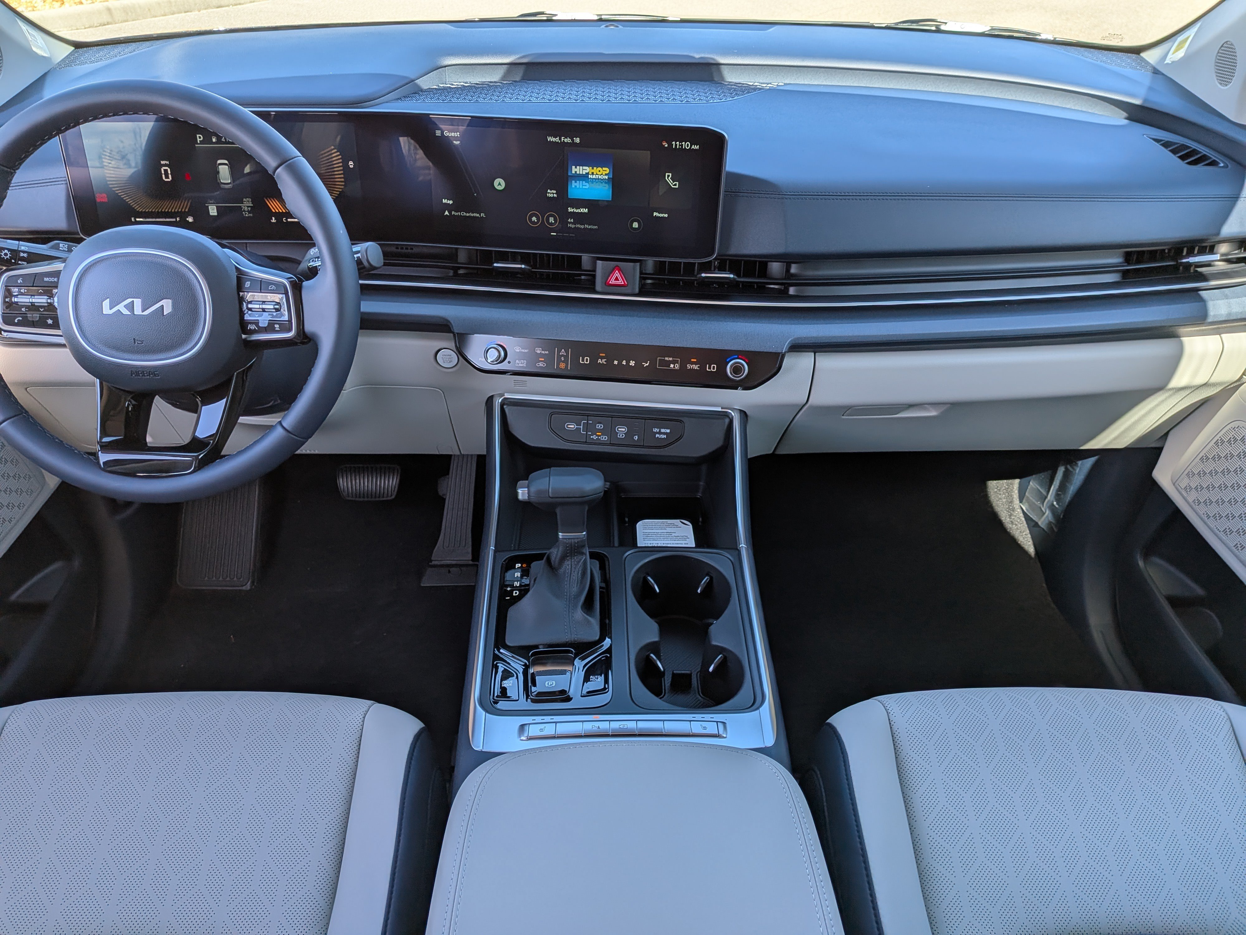 New 2026 Kia Carnival EX FWD image 20