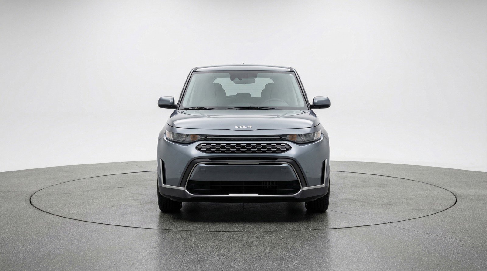 Used 2025 Kia Soul LX w/ LX Technology Package image 2