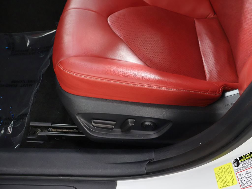 Used 2021 Toyota Camry XSE FWD image 31