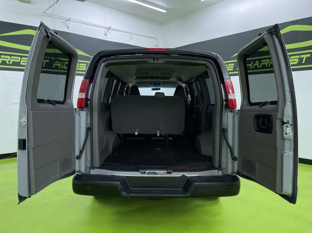 Used 2017 Chevrolet Express 2500 LS image 9