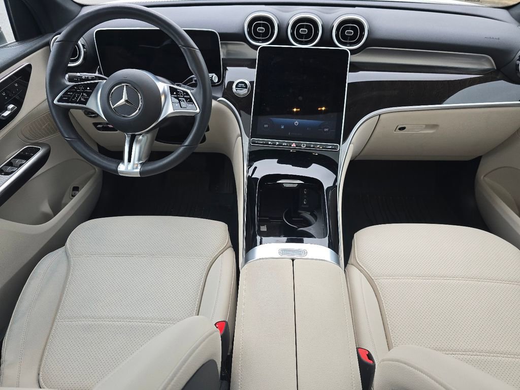Certified 2025 Mercedes-Benz GLC 350e 4MATIC image 23
