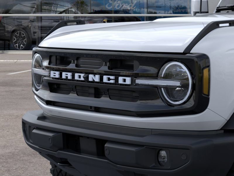 New 2026 Ford Bronco Outer Banks w/ Sasquatch Package AWD/4WD image 23