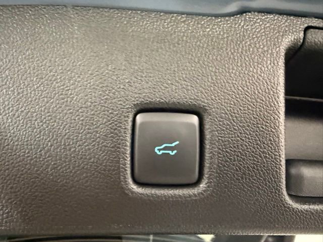 New 2026 Ford Escape ST-Line Select w/ Equipment Group 401A image 10