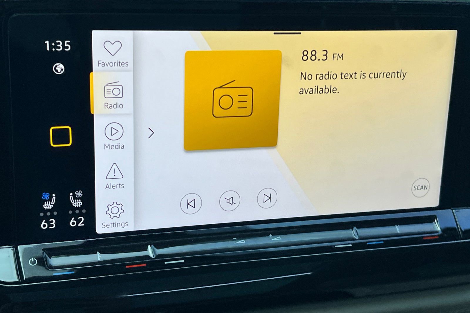 Used 2025 Volkswagen Atlas SEL Premium R-Line AWD/4WD image 16