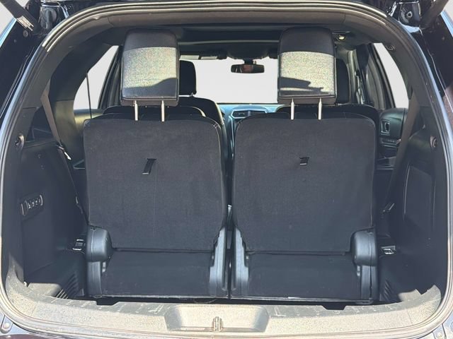 Used 2019 Ford Explorer Limited w/ Ford Safe & Smart Package AWD/4WD image 13