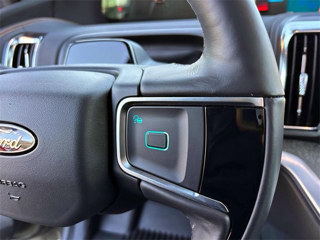 Used 2025 Ford Expedition Tremor image 32