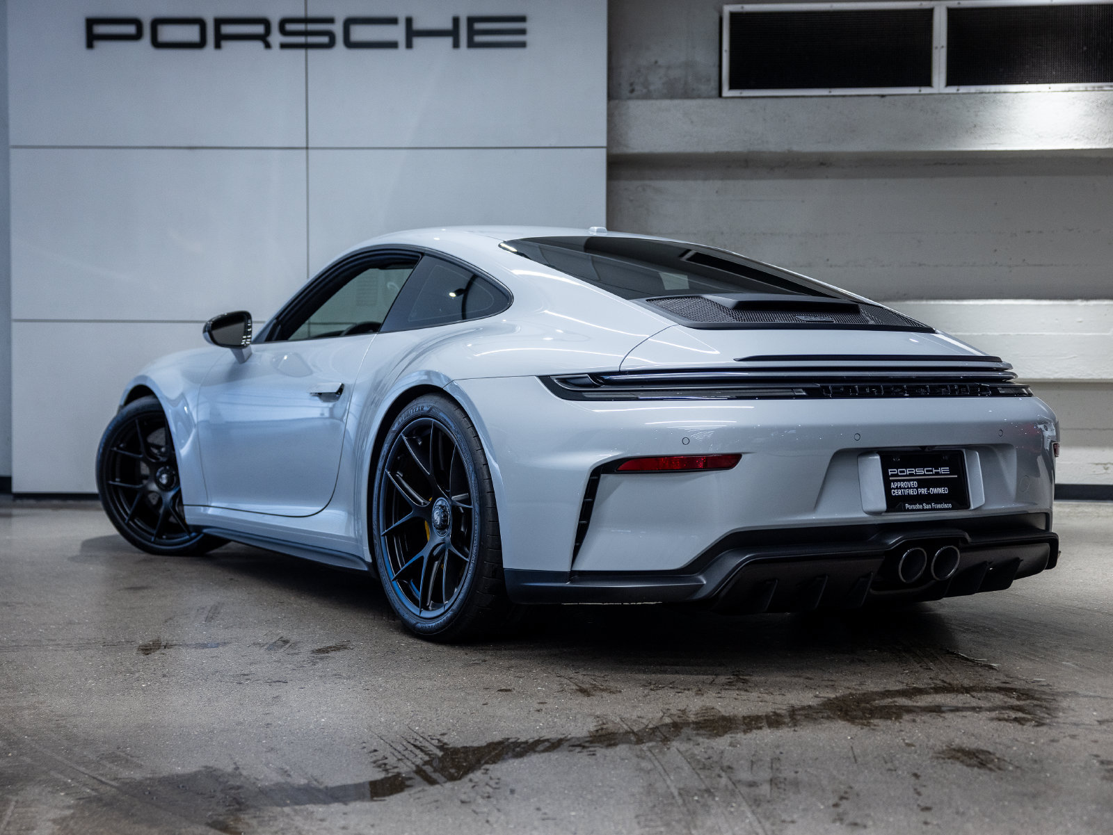 Certified 2026 Porsche 911 GT3 w/ Lightweight Package In Black RWD image 3
