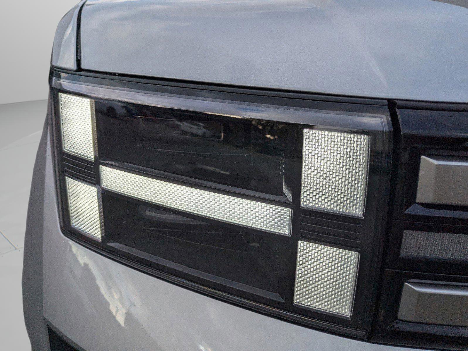 New 2026 Hyundai Santa Fe SE image 13