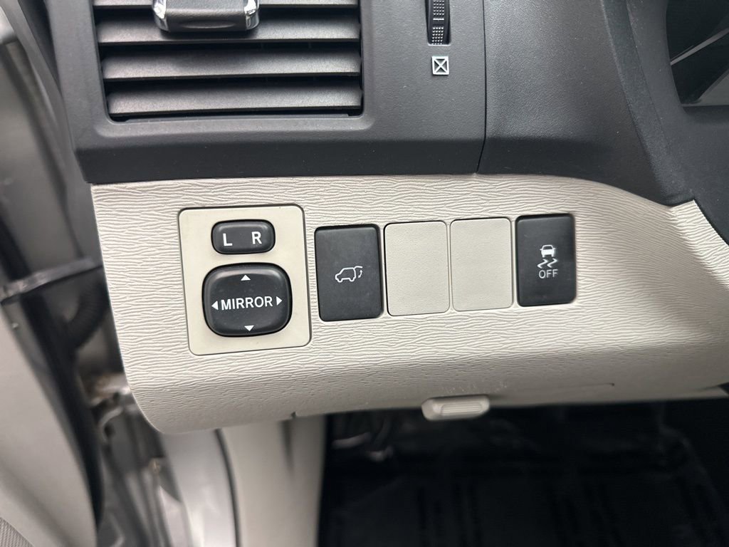 Used 2009 Toyota Venza AWD image 22