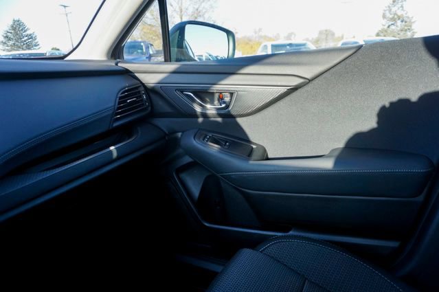 Used 2023 Subaru Outback Premium image 23