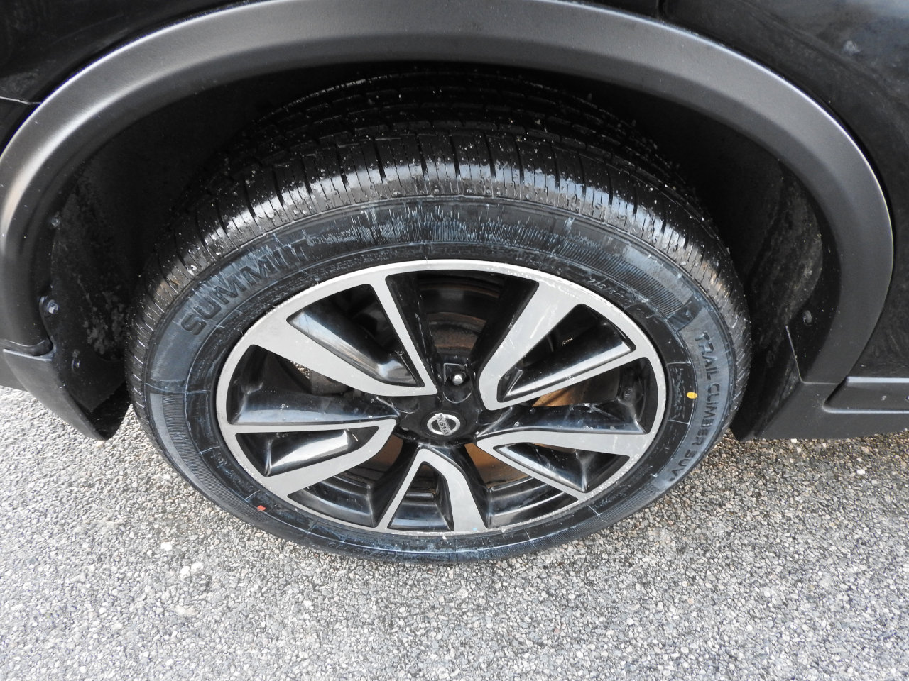 Used 2018 Nissan Rogue SL w/ Premium Package image 22