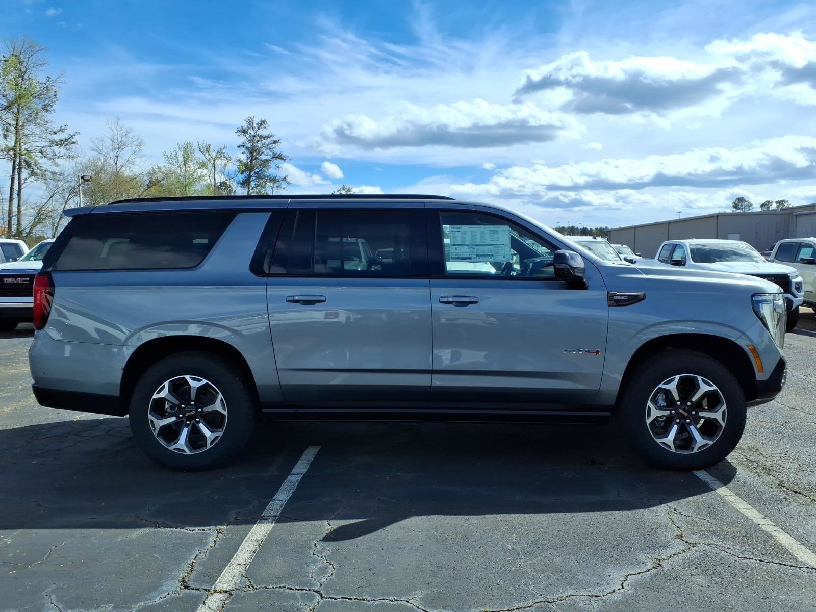 New 2026 GMC Yukon XL AT4 Ultimate image 3
