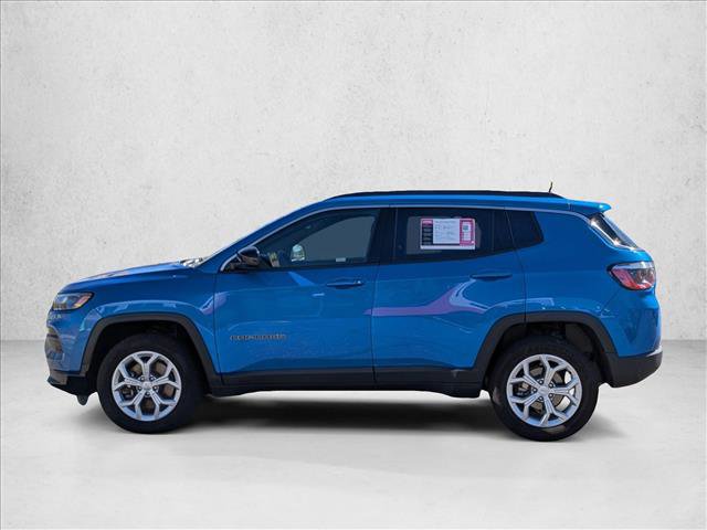 Used 2024 Jeep Compass Latitude image 8