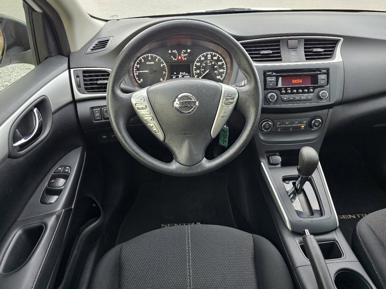 Used 2016 Nissan Sentra S image 36