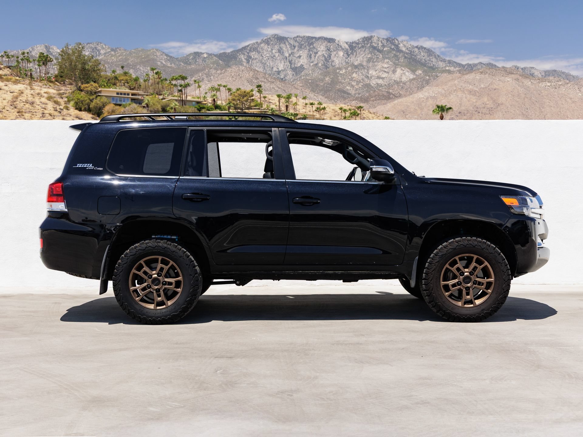 Used 2020 Toyota Land Cruiser Heritage Edition AWD/4WD image 8