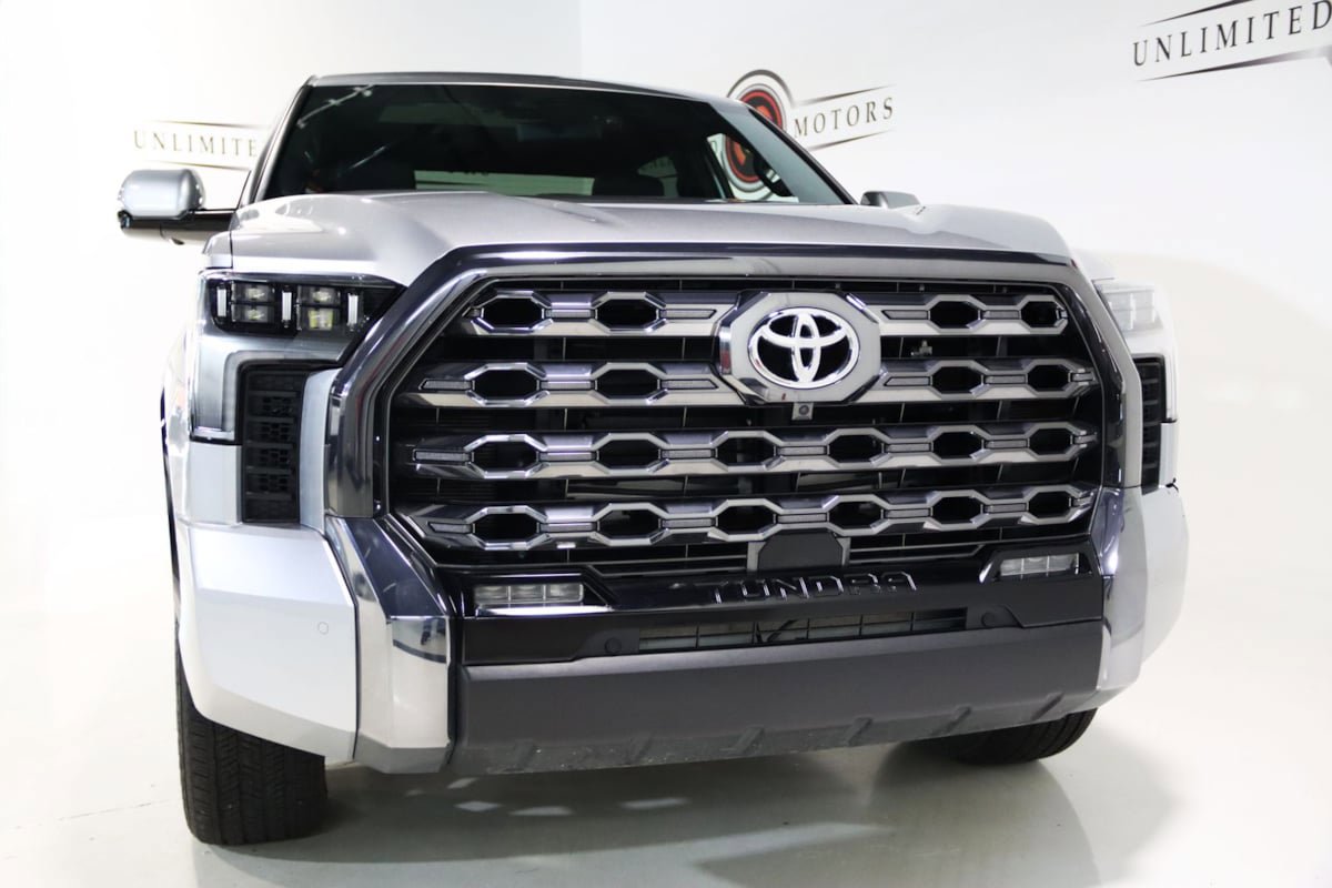Used 2024 Toyota Tundra Platinum AWD/4WD image 24