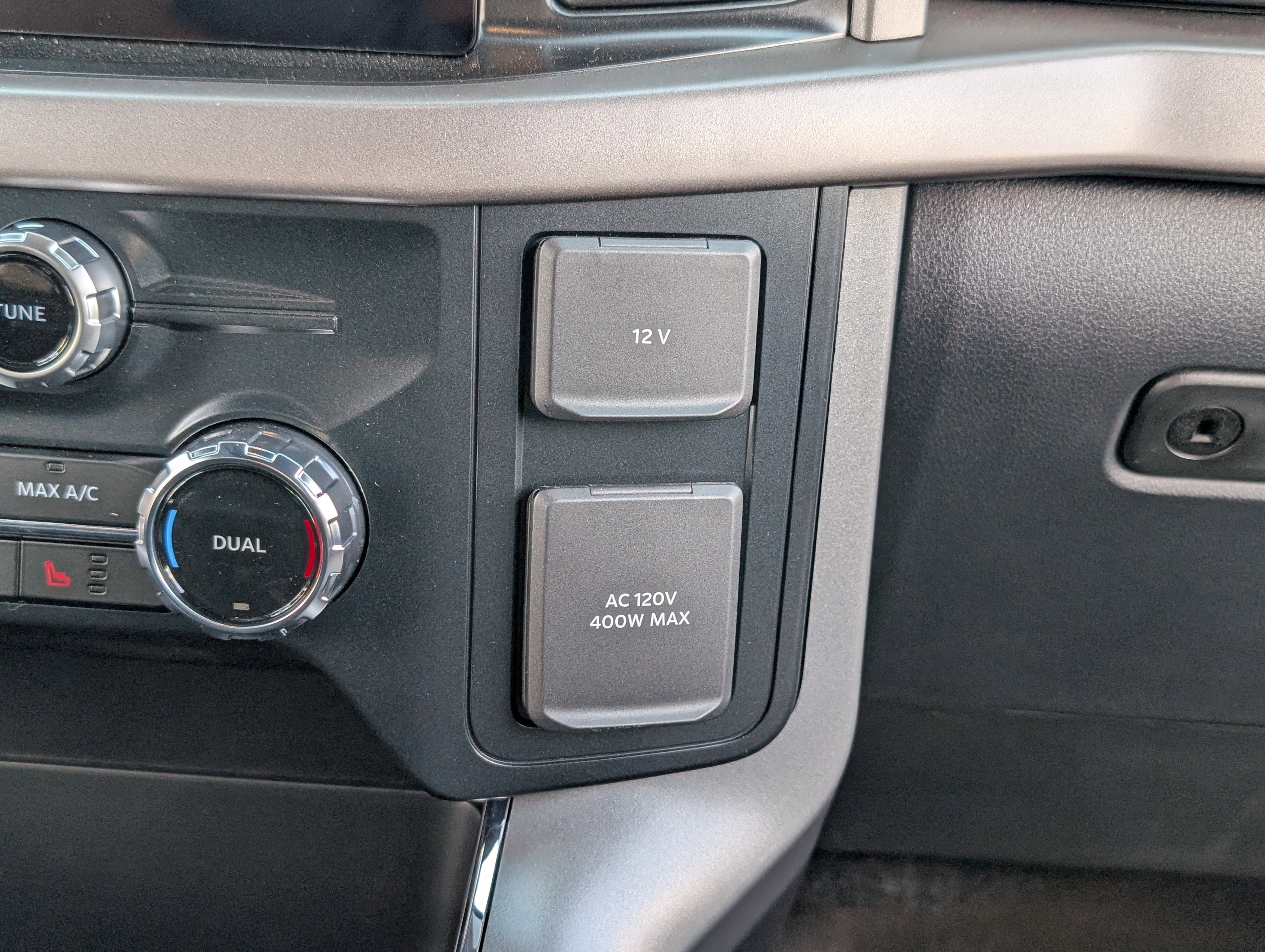 New 2025 Ford F150 XLT w/ Equipment Group 302A MID image 23