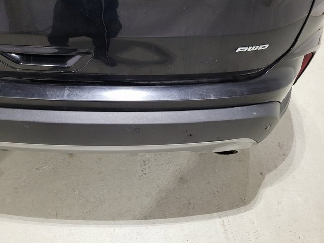 Used 2021 Ford Edge Titanium image 12