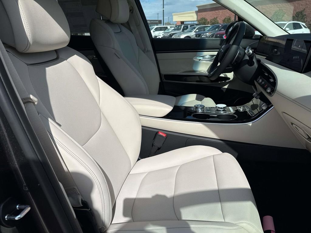 New 2026 Genesis GV70 2.5T image 13