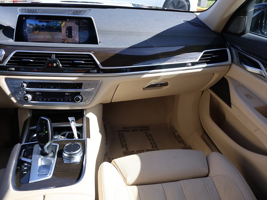 Used 2020 BMW 740i image 42