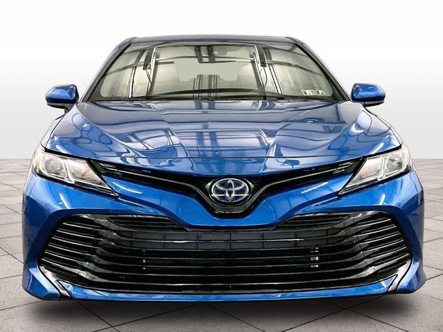Used 2020 Toyota Camry LE FWD image 3