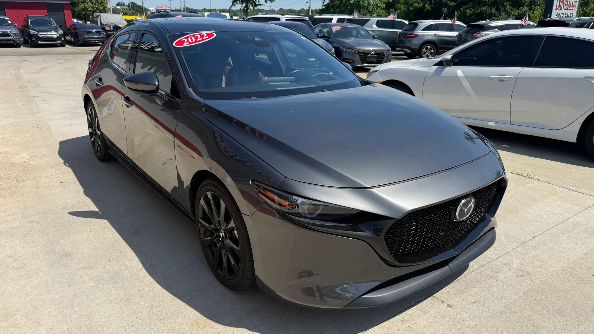 Used 2022 MAZDA MAZDA3 s FWD image 2