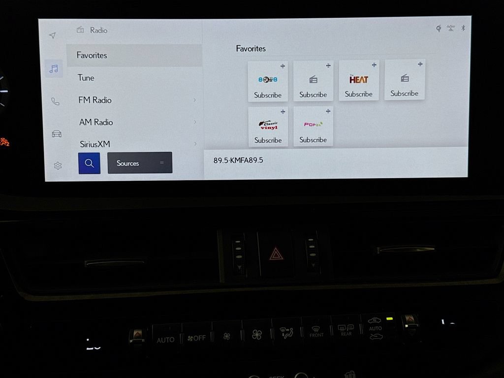 Certified 2023 Lexus ES 350 F Sport w/ Accessory Package (Z2) FWD image 15