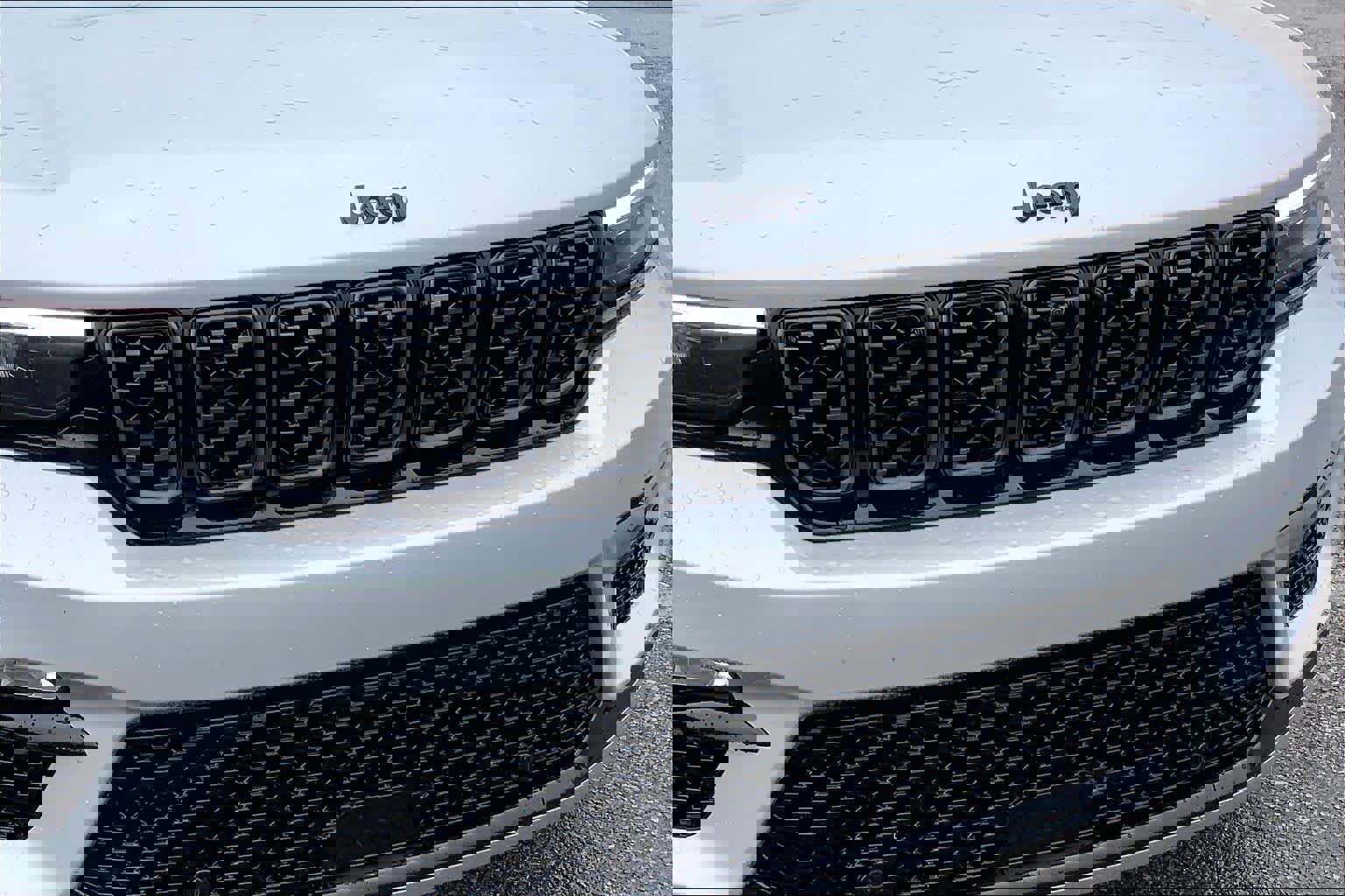 Used 2025 Jeep Grand Cherokee Summit w/ Obsidian Package image 30