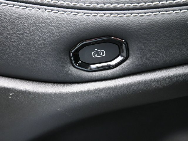 New 2026 Jeep Cherokee Laredo AWD/4WD image 12