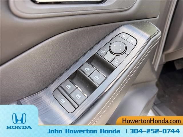 Used 2024 Nissan Rogue SV AWD/4WD image 15