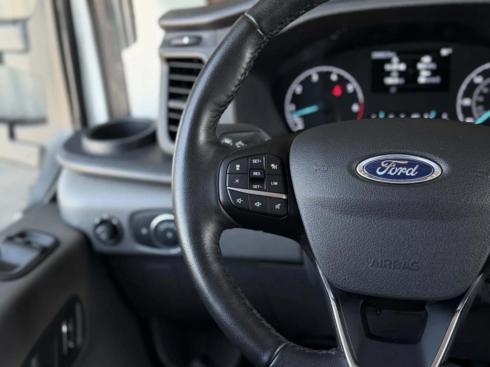 Used 2024 Ford Transit 350 XL AWD/4WD image 25