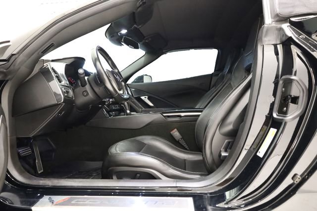Used 2017 Chevrolet Corvette Stingray Convertible w/ Carbon Flash Badge Package image 13