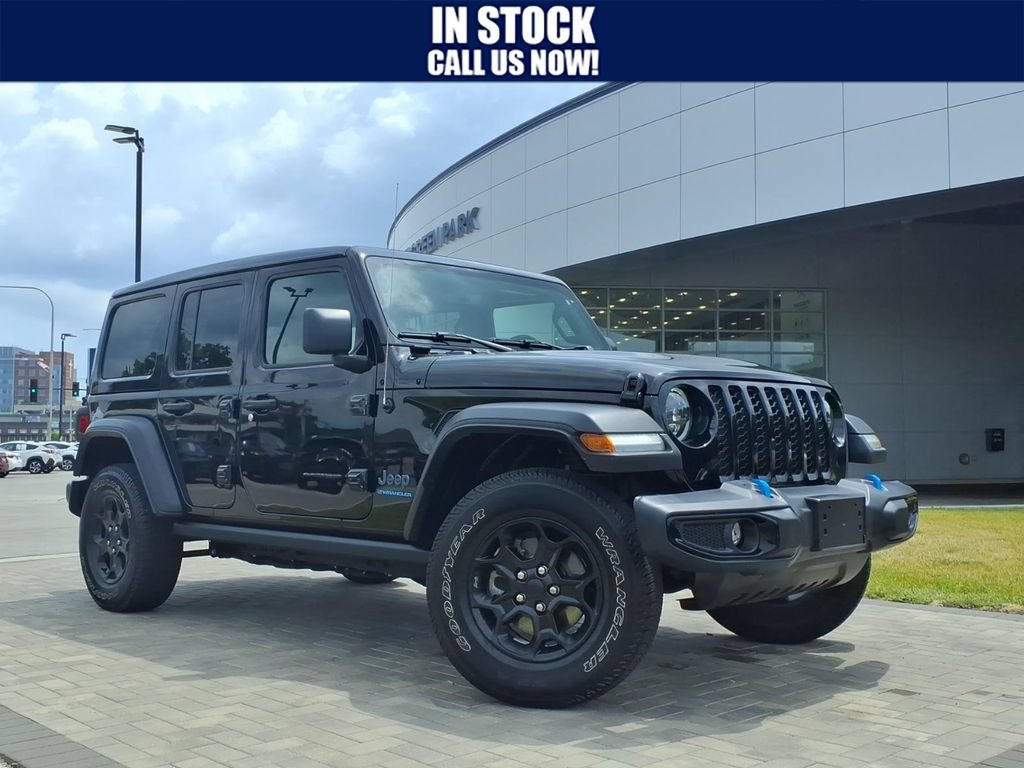 Used 2023 Jeep Wrangler Unlimited w/ Sun & Screen Package AWD/4WD video 1