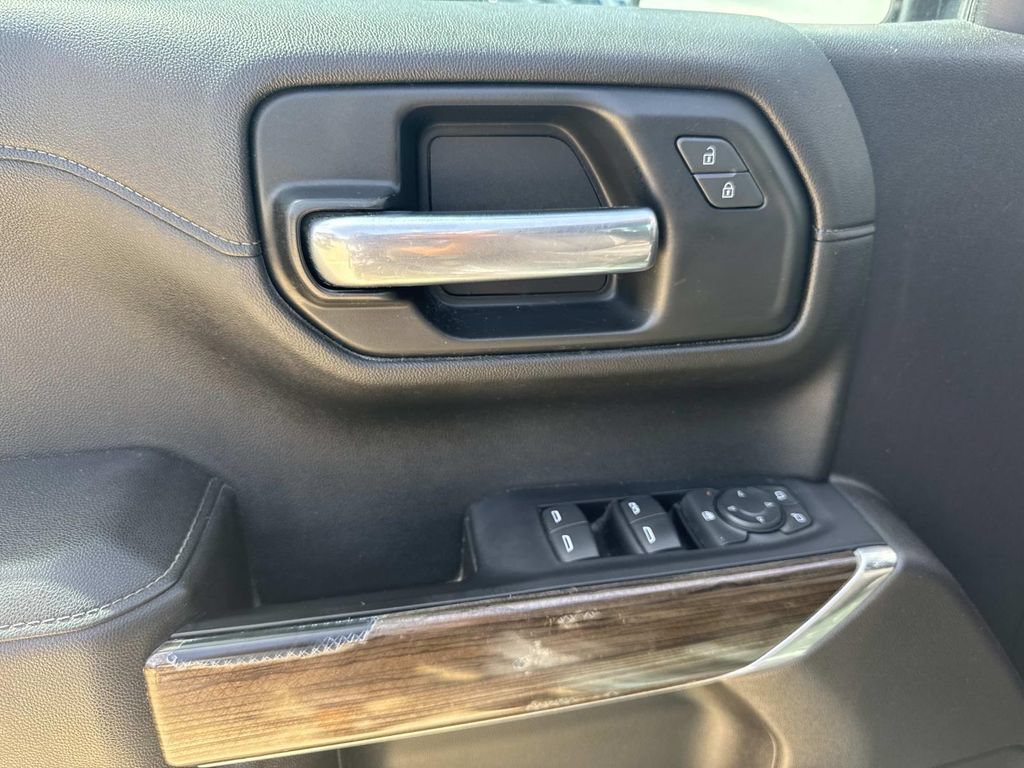 Used 2021 Chevrolet Silverado 1500 RST w/ Z71 Off-Road Package AWD/4WD image 24
