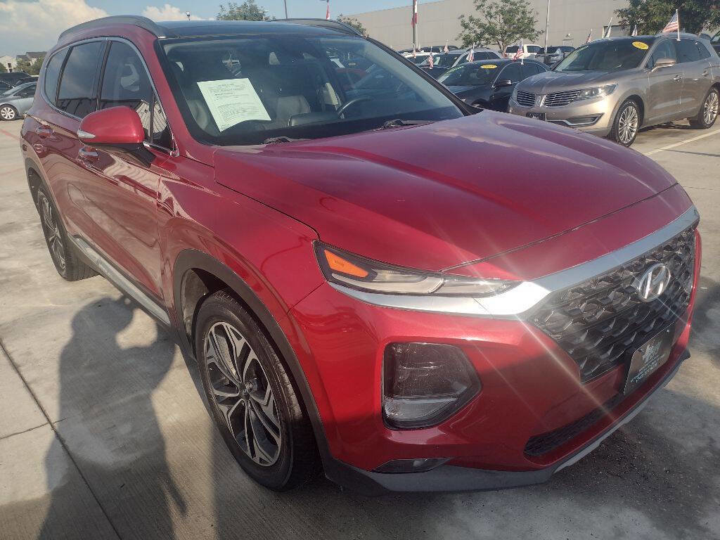 Used 2019 Hyundai Santa Fe Limited image 1