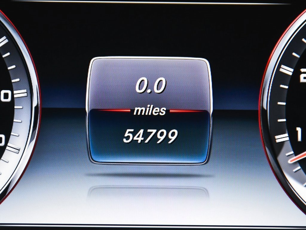 Used 2015 Mercedes-Benz S 63 AMG 4MATIC Coupe image 21