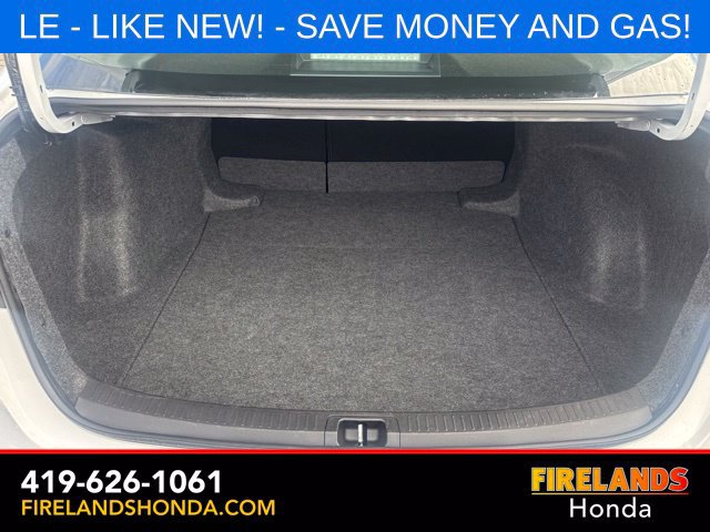 Used 2026 Toyota Corolla LE FWD image 28